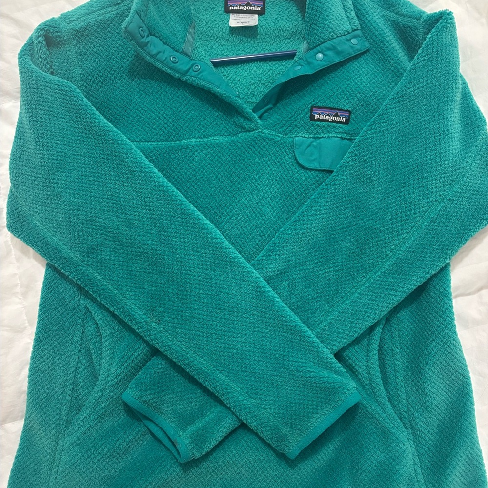Patagonia Women's Turquoise Sherpa Sweater - Picture 3 of 4